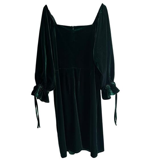 Ivy City Women's Scarlett Velvet Green Puff Sleeve Square Neck Dress 3X - Picture 9 of 16